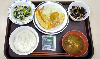 委託メニュー天ぷら定食